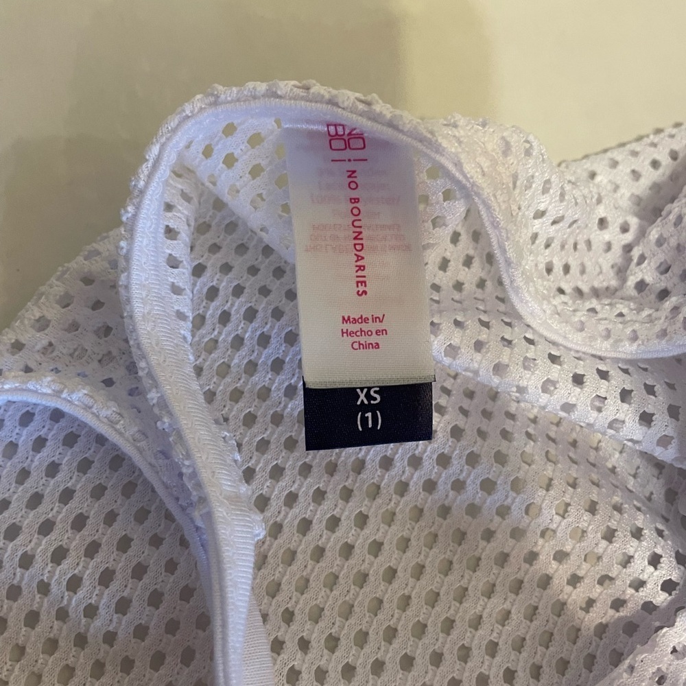No Boundaries white & multicolored granny square crochet swim cover-up XS NWT - Picture 4 of 6